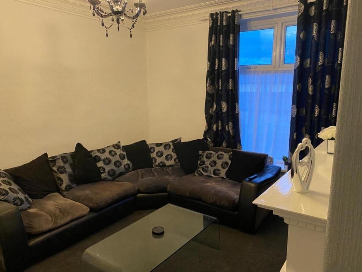 St Pauls Rd - Townhouse * Bradford (West Yorkshire)