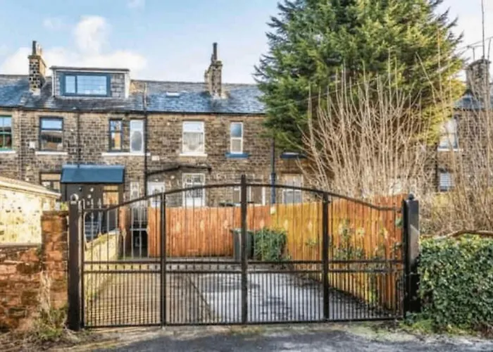 St Pauls Rd - Townhouse Accommodation